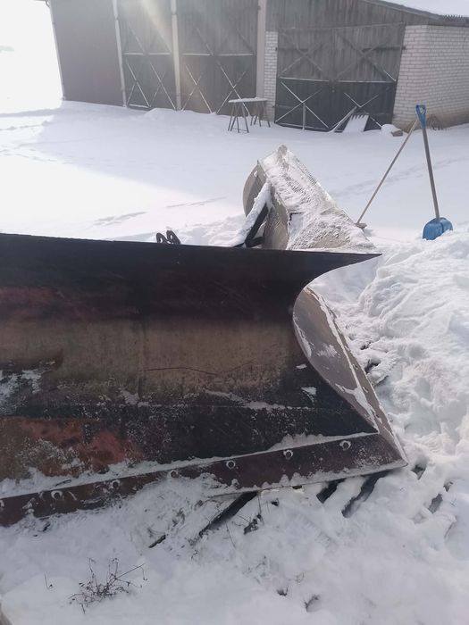 Dmuchawa i pług do śniegu