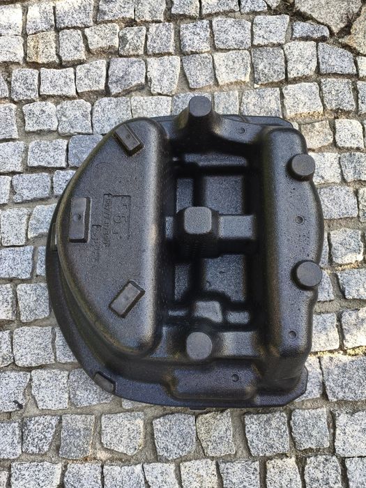 Wkład do bagażnika Toyota Corolla