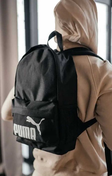 Чорний рюкзак Puma - міцний, легкий, зручний для міста та подорожей