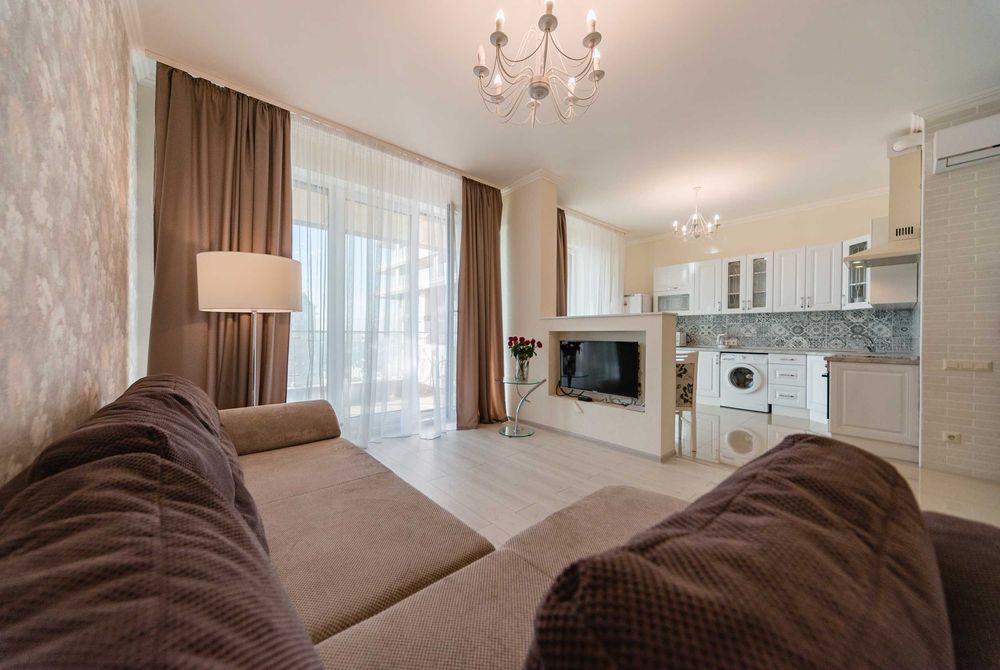 Квартира Подобово з терасою в ЖК Преміум Класу Obolon Residences