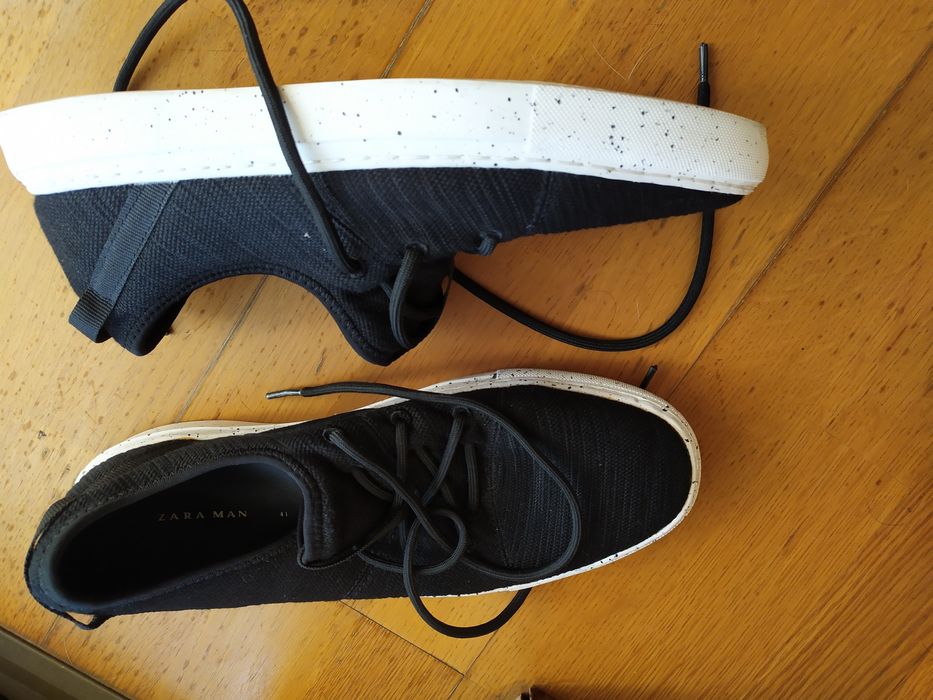 Tênis pretos como novos