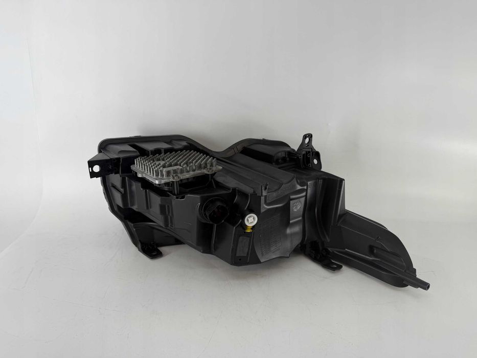 Land Rover Range Rover Фари фара передні праві ліві Full Led Mid