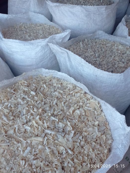 Відаю безкоштовно навоз в мішках