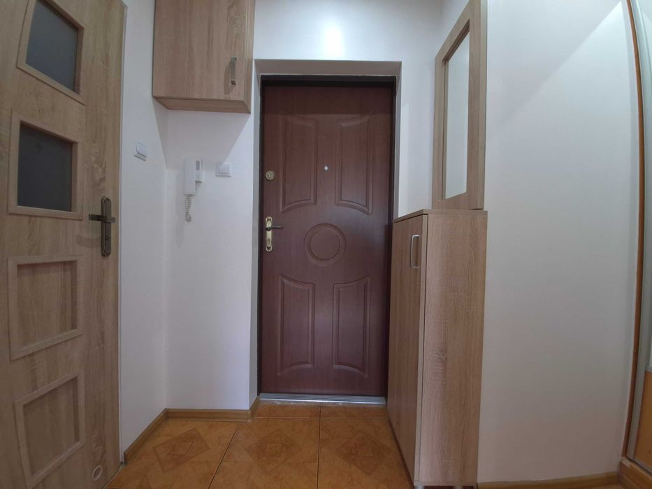 Mieszkanie 32 m2 + piwnica, 3 piętro, centrum