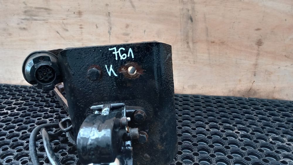 Land Rover Discovery Ii L318 Hak Holowniczy Kula