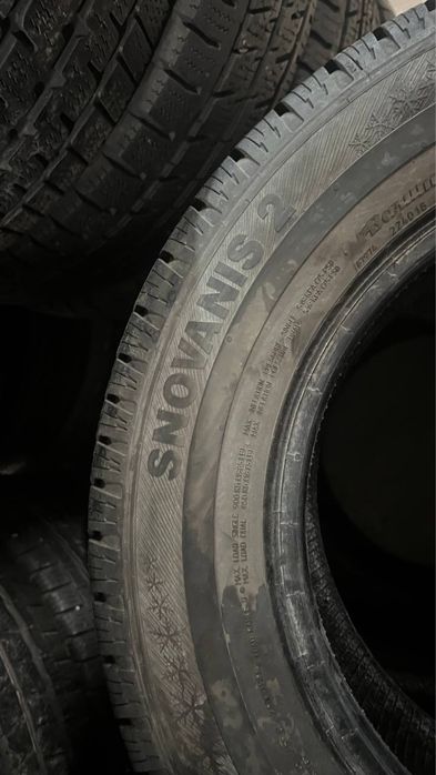 Пара зимової гуми 195/70/15c Barum