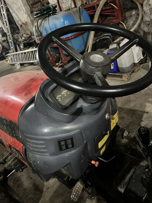 Трактор FOTON FT250A