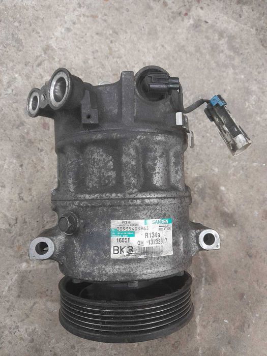 Компрессор кондиционера opel insignia 2.0 crdi 2009  13232307