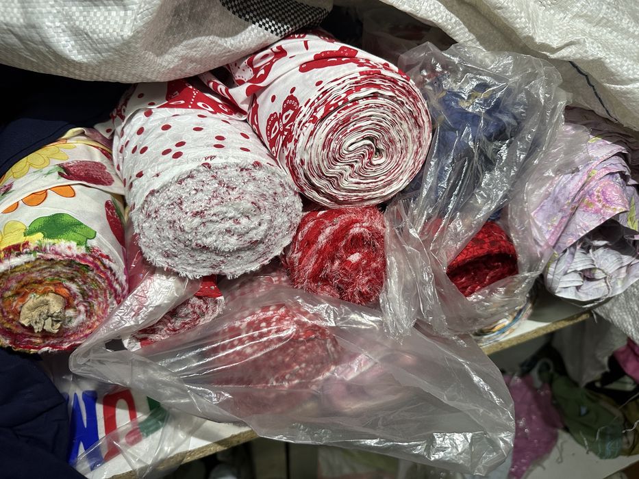 Вельвет и ситец ткань