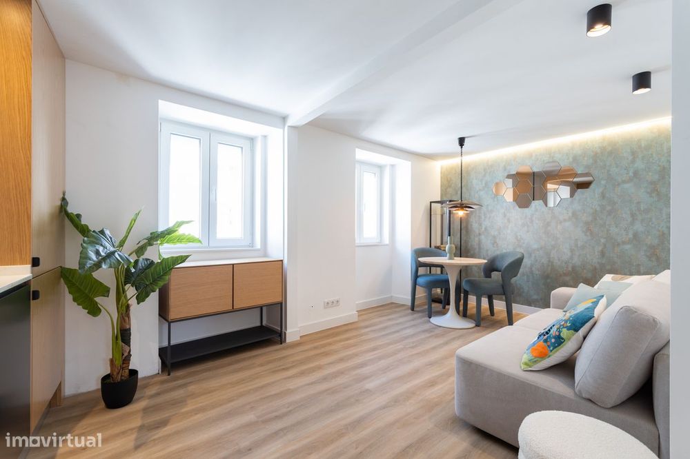 Oportunidade investimento mobilado no centro junto da Avenida da Liber