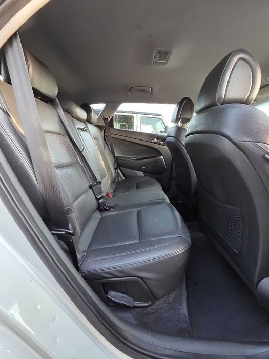 Hyundai Tucson      2016