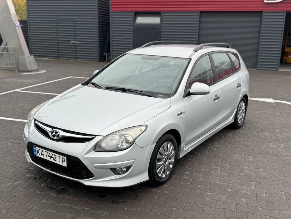 Hyundai i30 1.4 бензин