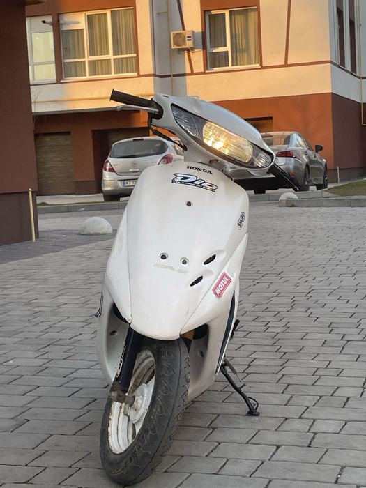 Скутер(мопед) honda dio 34