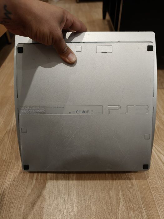 PS3 Prateada Desbloqueada 320 C/Comando PlayStation 3 Original