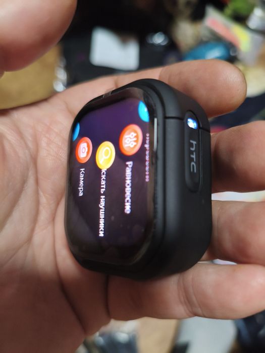 Наушники смарт с переводчиком. HTC, GPS, Amoled