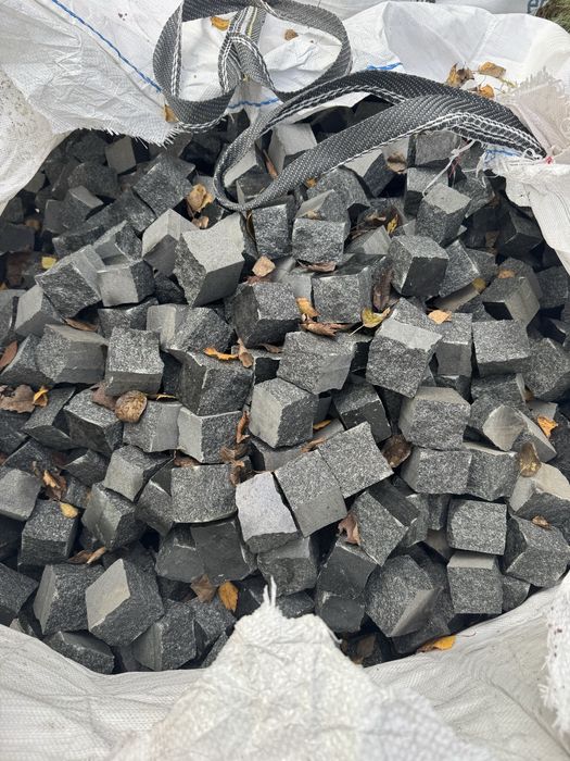 Гранітна бруківка, коцка, натуральний камінь