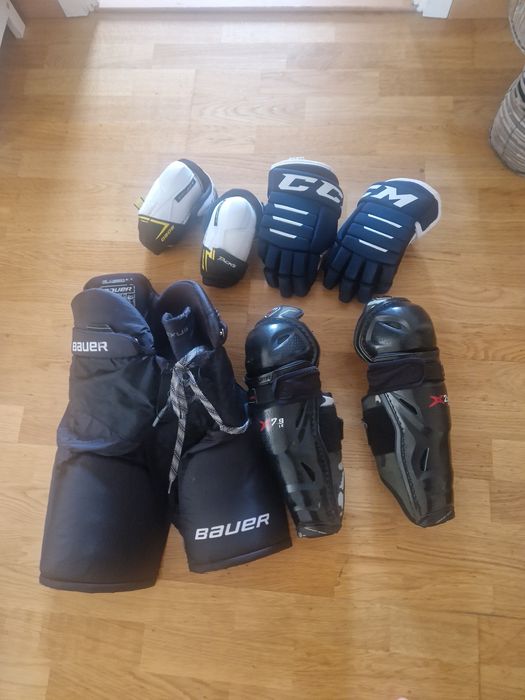Zestaw ochraniaczy hokejowych
