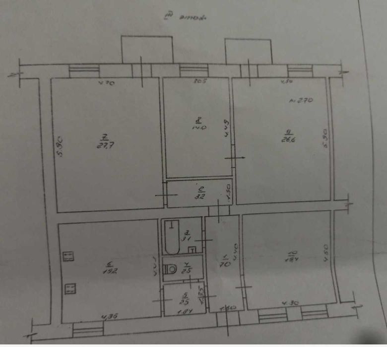 Продаж 3 кімнатної квартири з кабінетом в  центрі вул. Новосельського