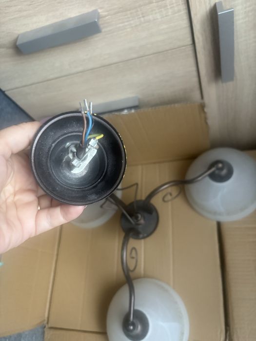 Żyrandol klasyczny Vintage z żarowkami