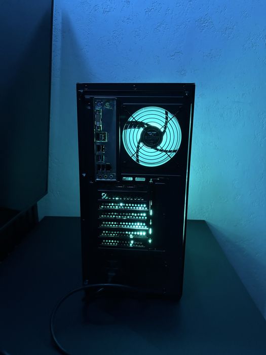 Komputer gamingowy i5-11400F / RTX 5060 / 16GB / SSD / Win11