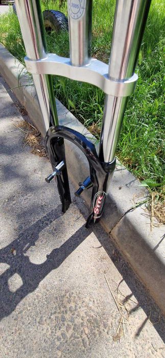 Отличная двухкоронная алюминиевая вилка под 26-е колесо на велосипед