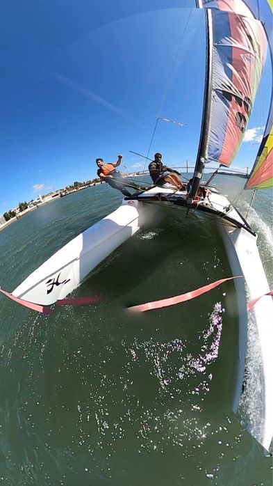 Hobie Cat 15 – Catamarã pronto a navegar