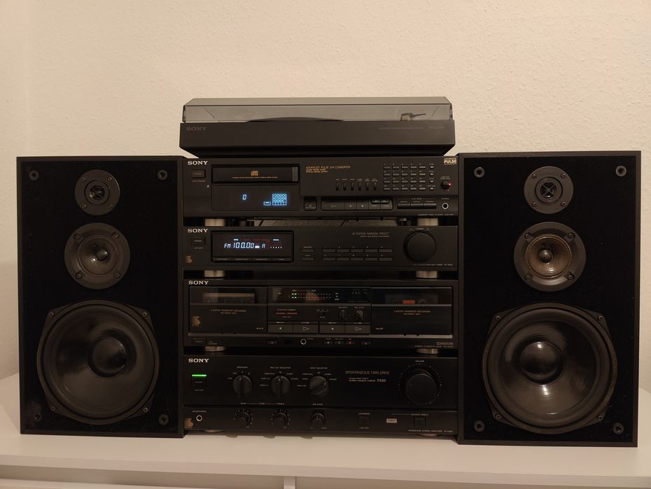 Музыкальный центр SONY