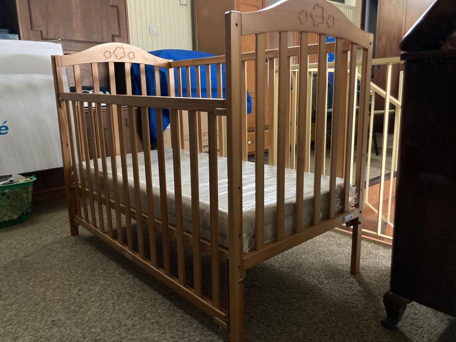 Cama de bebé de grades Carbebé