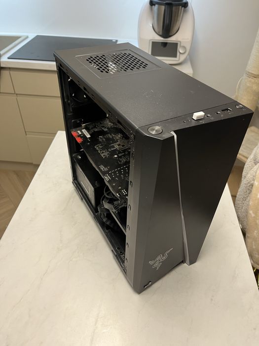 Komputer stacjonarny