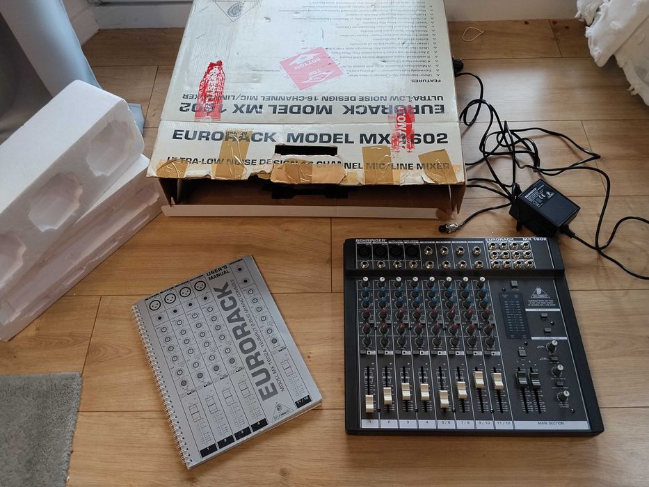 Mikser Behringer Eurorack MX 1602
