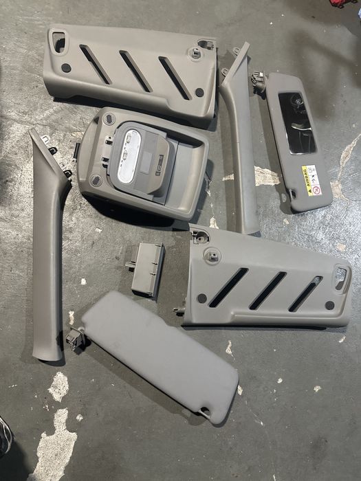 Osłony przeciwsłonecznePÓŁKI Lampka PODSUFITKI RENAULT MASTER 4 Boczki