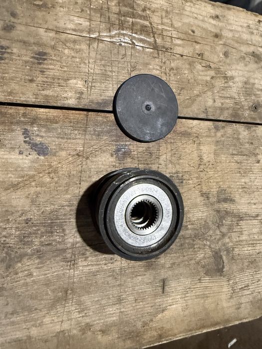 Обгінна муфта генпратора VW T4