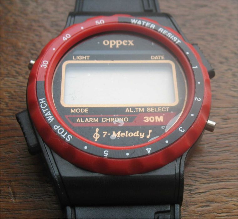 Relógio Digital Vintage - Oppex - Alarm Chrono