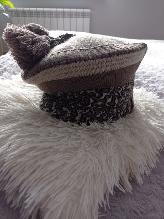 Dzianinowy beret damski