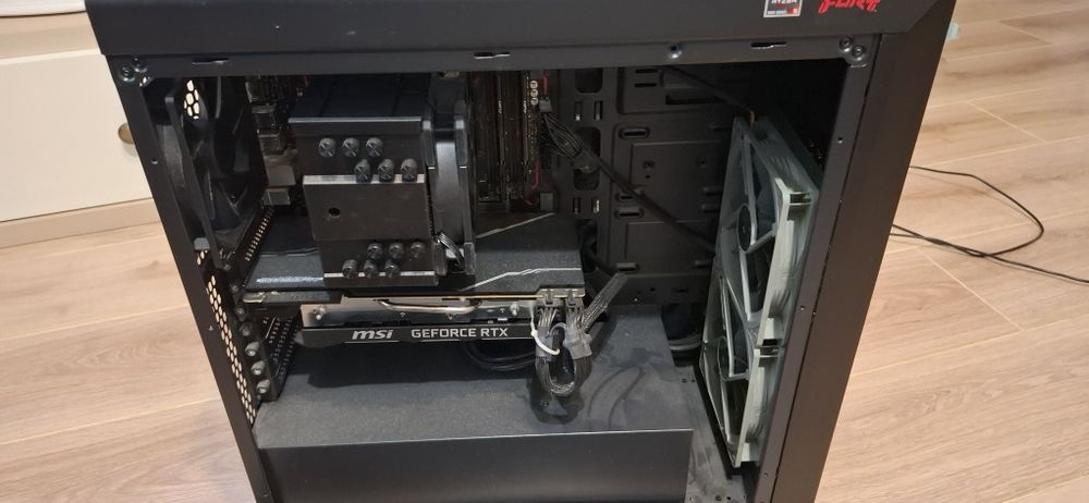 Komputer Gamingowy Ryzen 5 5600 | RTX 2080 MSI 8 GB | 32 GB RAM | SSD NVMe 1 TB