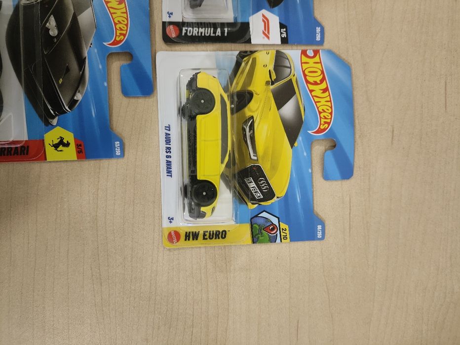 Hot wheels   Ferrari F40   Audi RS6    McLaren Fórmula 1