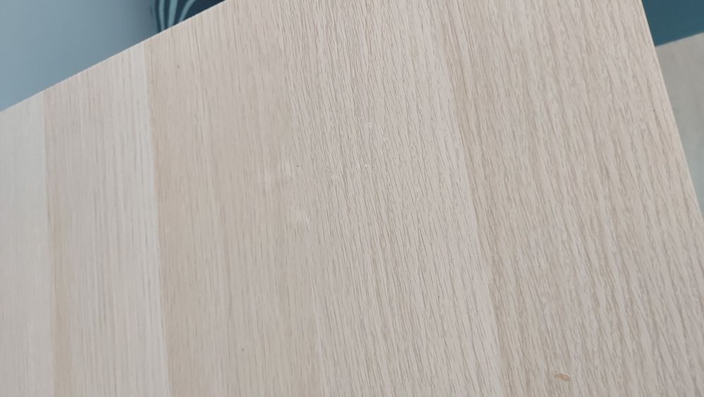 Secretária com gavetas  Ikea