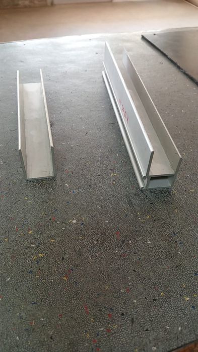 Fechos dobradiças ferragens taipais aluminio