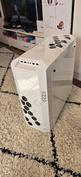Стильный Корпус системного блока AZZA