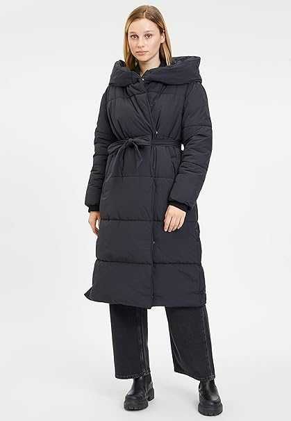 Тепле зимове пальто Tamaris
Размер м /14 английский