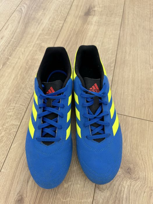 Botas de Futebol tamanho 43