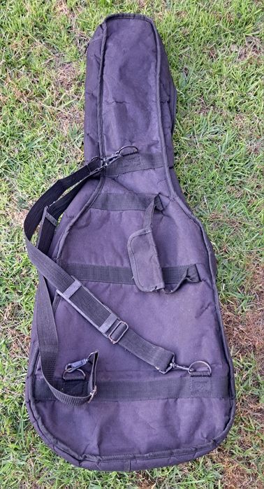 Guitarra com Saco