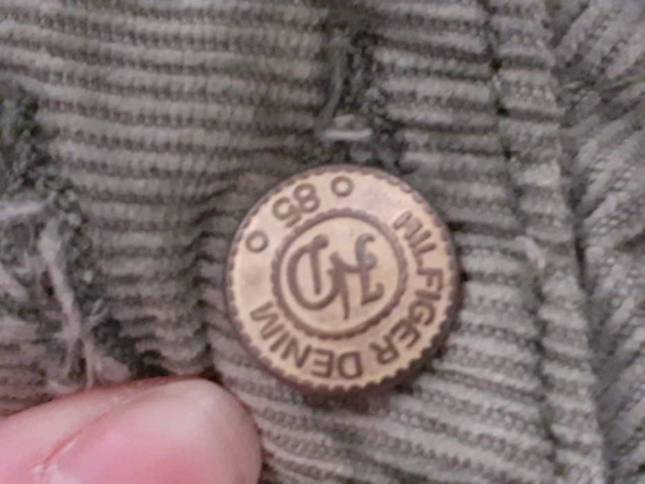 Spodnie z rozszerzanymi nogawkami