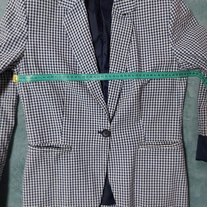 Пиджак ZARA  р. 38