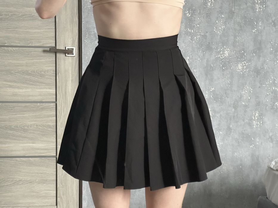 Плісирована спідниця