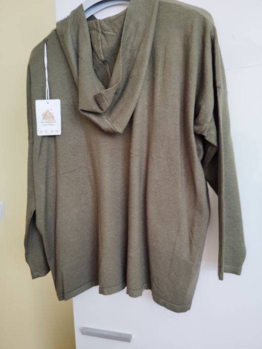 Bluza oversize  kolor khaki.