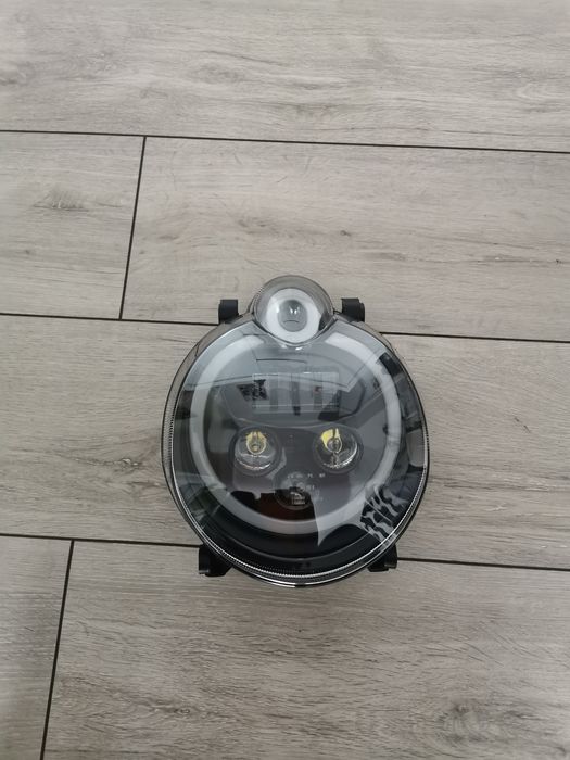 Yamaha vmx17 Vmax 1700 lampa reflektor przód led ring