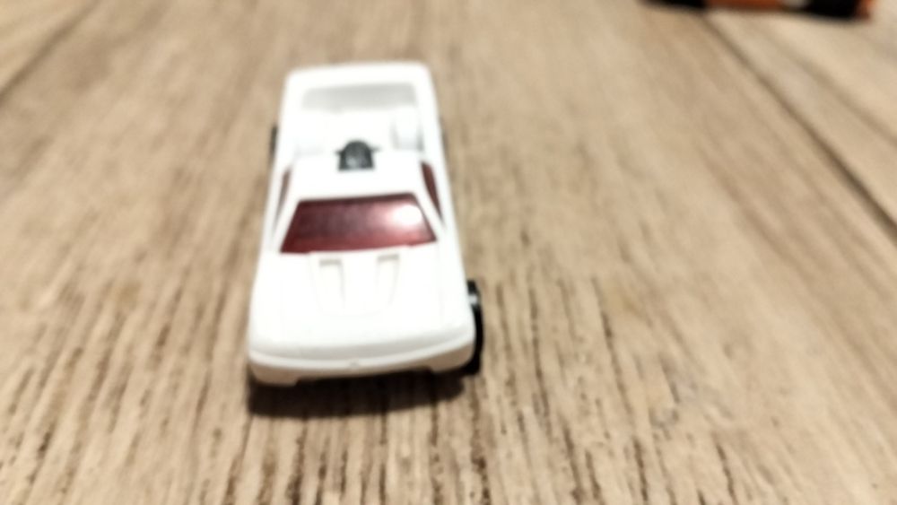 Машинка моделька