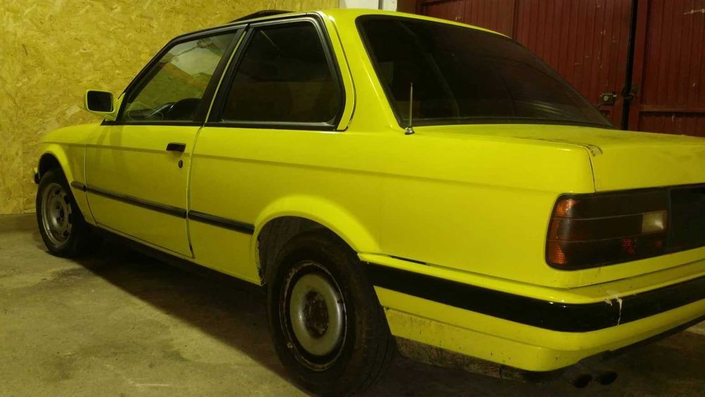 BMW E30 Coupe 320i_ Fase II_Para Peças