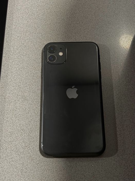 Iphone 11 w dobrym stanie